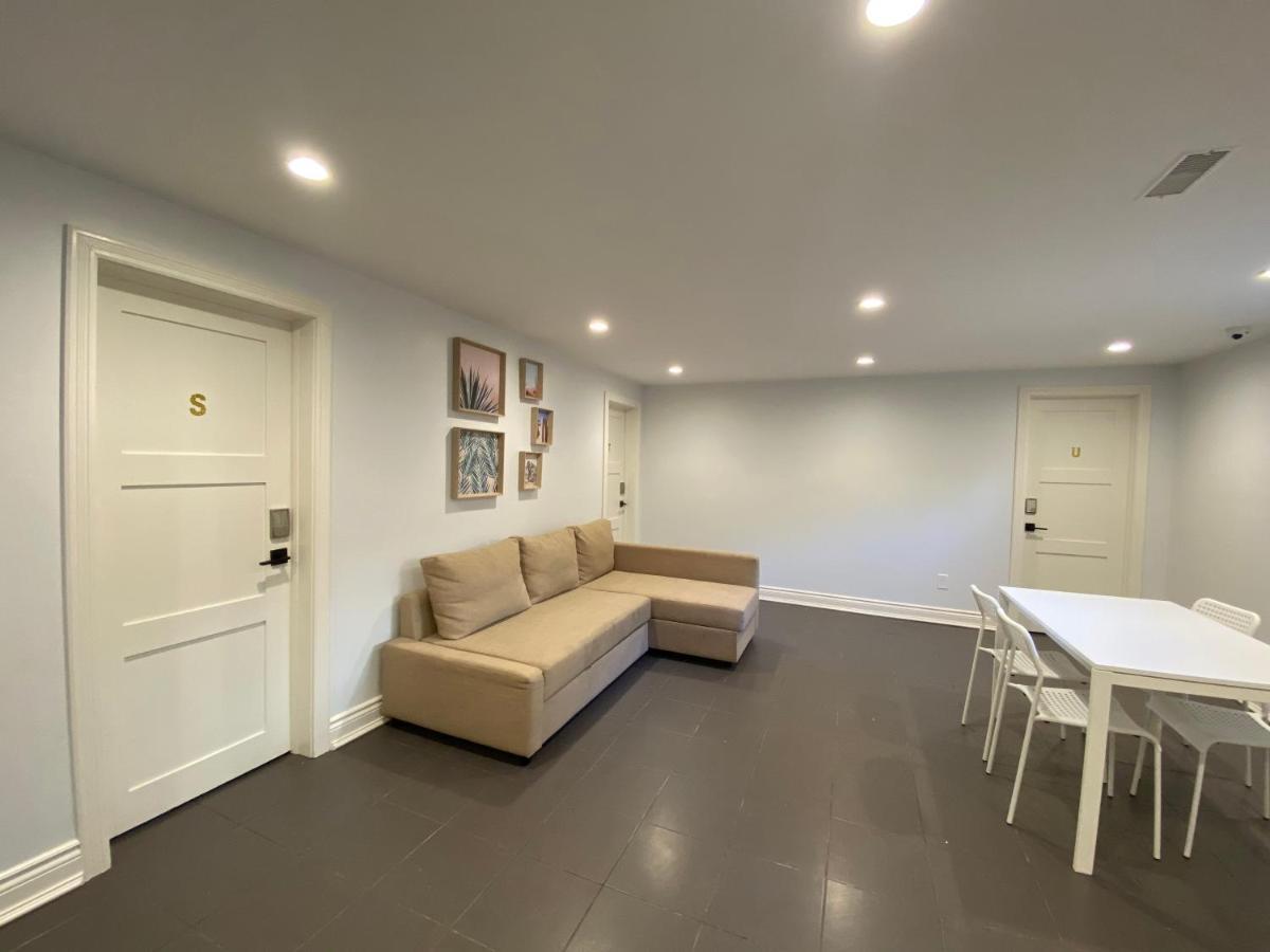 Yonge And Finch Subway !S Spacious And Modern Private Bd With Shared Bathroom Τορόντο Εξωτερικό φωτογραφία